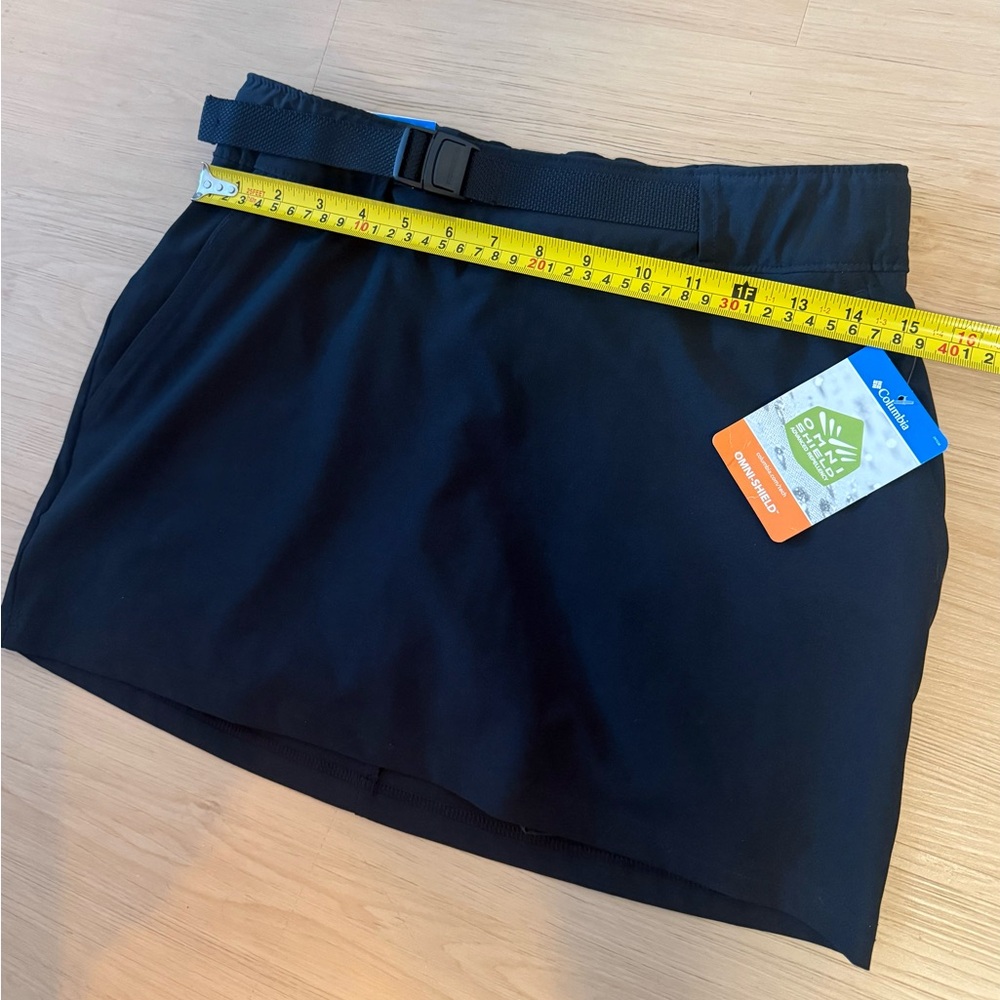 NWT Columbia Pleasant Creek Skort - Picture 4 of 10